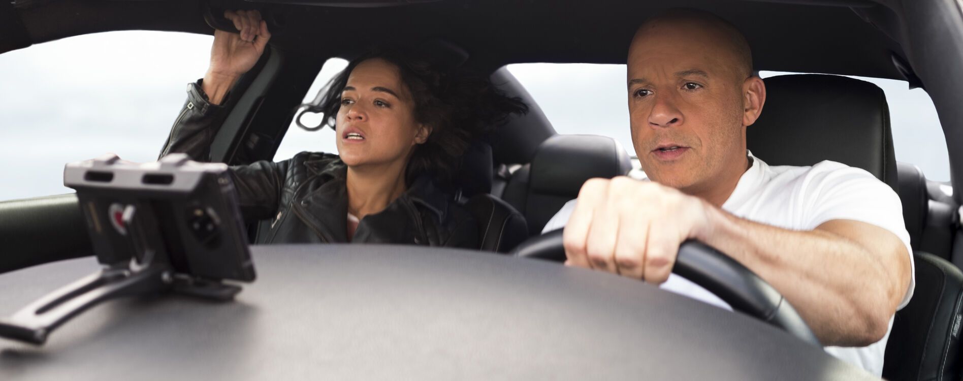 background Fast & Furious 9