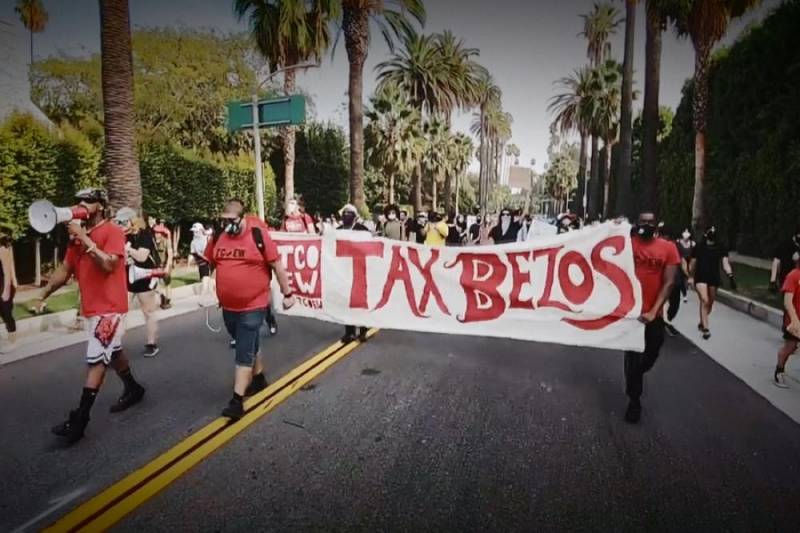 background Tax Me if You Can