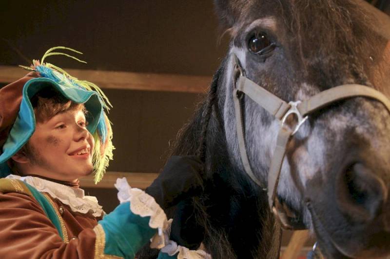 background De Club van Sinterklaas en het vergeten Pietje