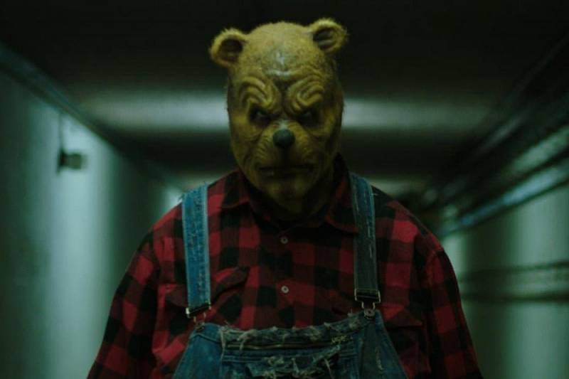 background Winnie the Pooh: Blood and Honey 2