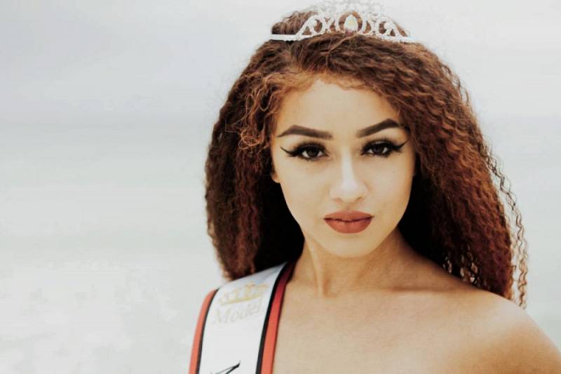 background Miss Fashion Global: 2023 Edition