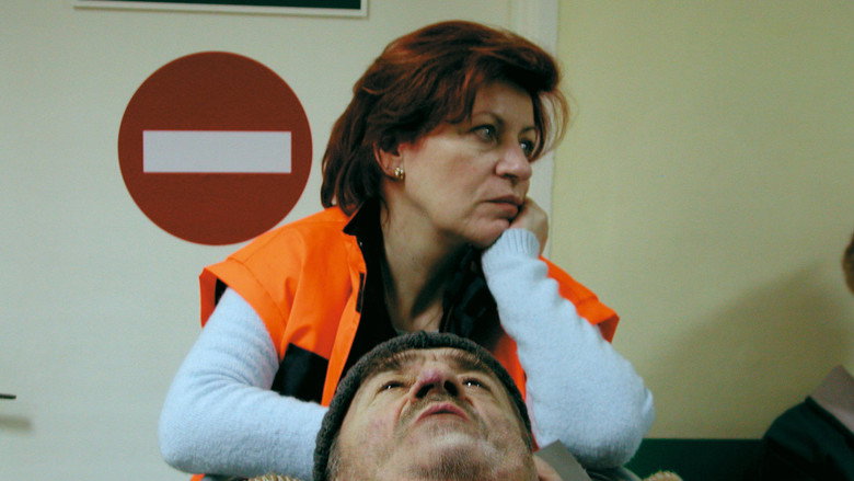 background The Death of Mr. Lazarescu