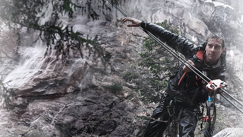 background Bear Grylls: Breaking Point