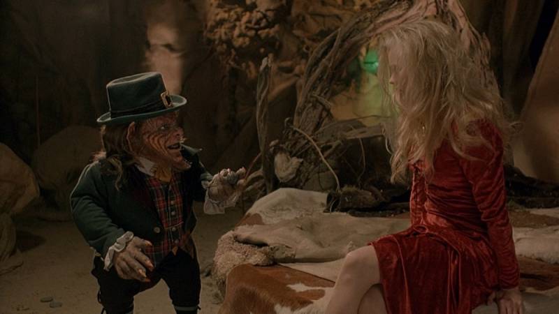 background Leprechaun 2