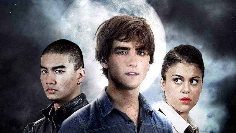 background The Howling - Blutmond