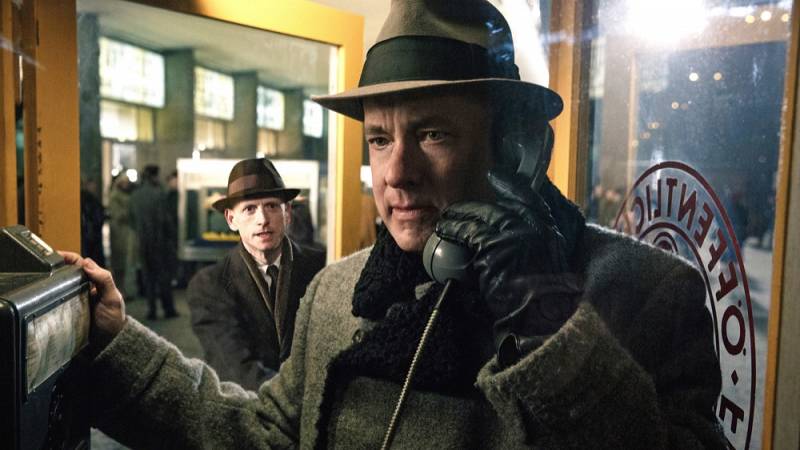 background Bridge of Spies