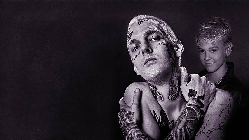 background Aaron Carter: The Little Prince of Pop