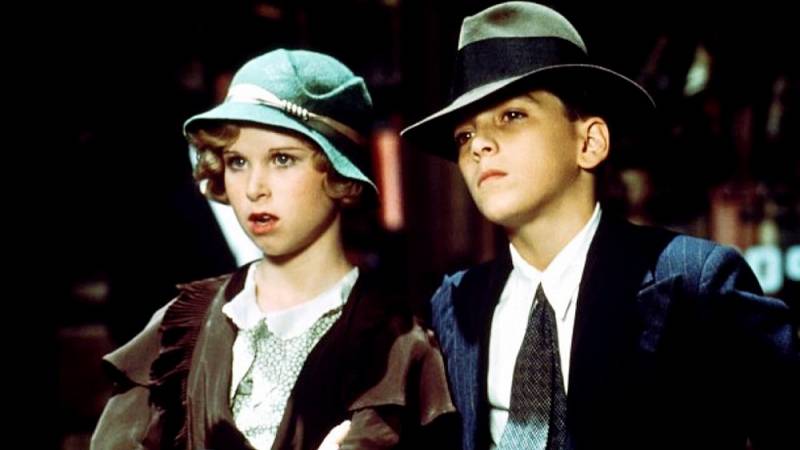 background Bugsy Malone