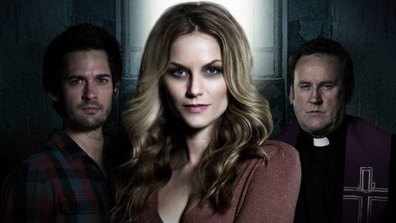background The Secrets of Emily Blair