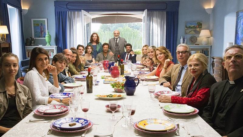 background A casa tutti bene