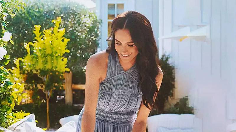 background With Love, Meghan