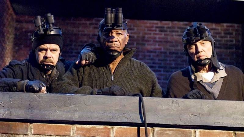 background The Maiden Heist