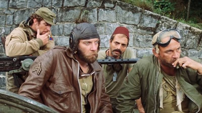 background Kelly's Heroes