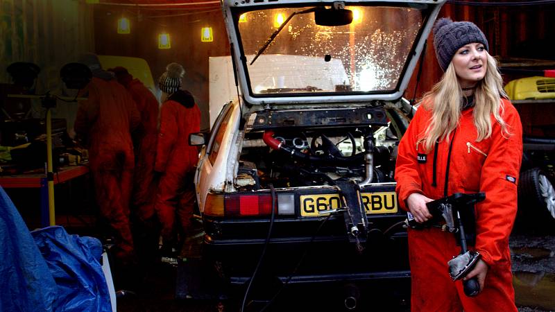 background Scrapyard supercar