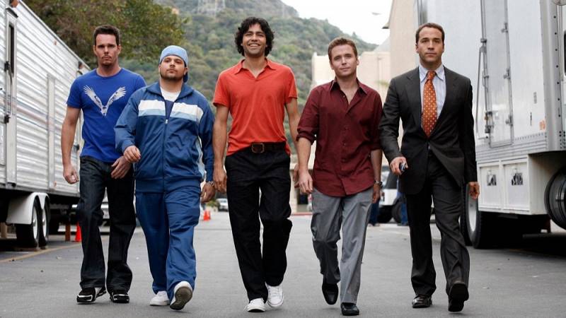 background Entourage