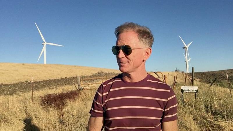 background Happening: A Clean Energy Revolution