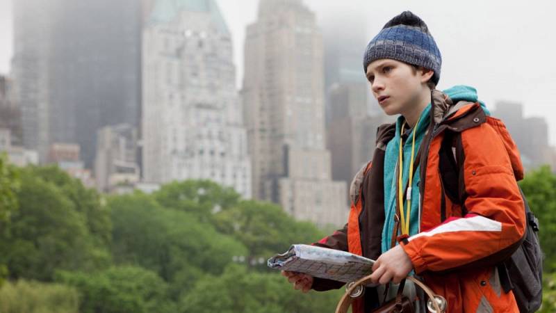 background Extremely Loud & Incredibly Close