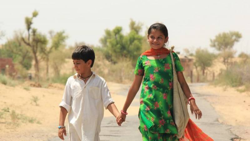 background Dhanak