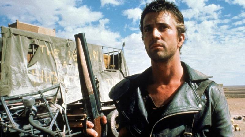 background Mad Max 2