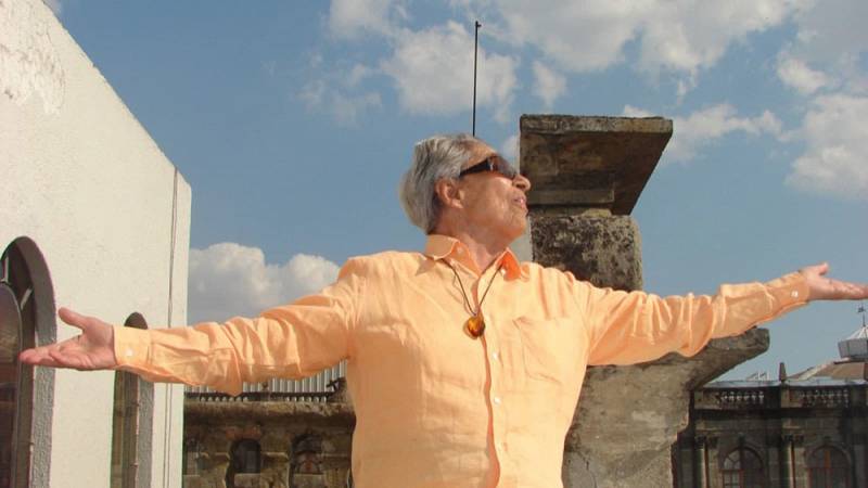 background Chavela