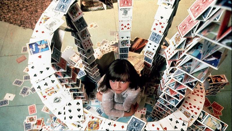 background House of Cards