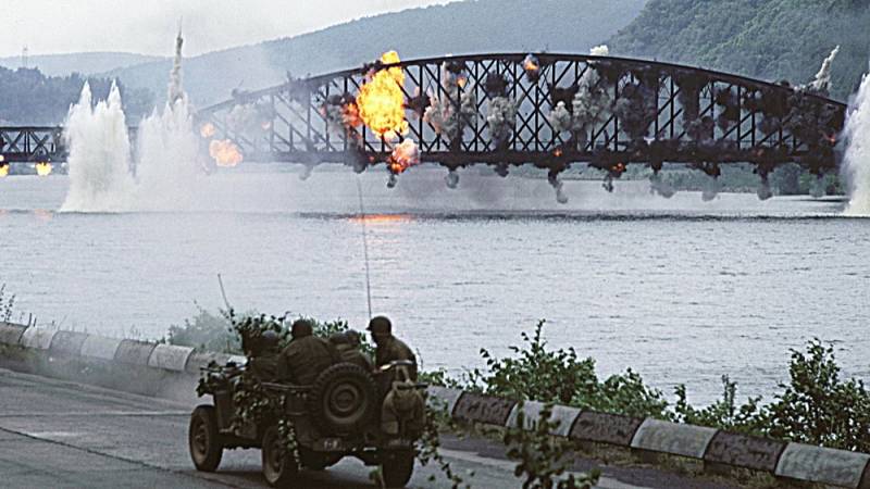 background The Bridge At Remagen