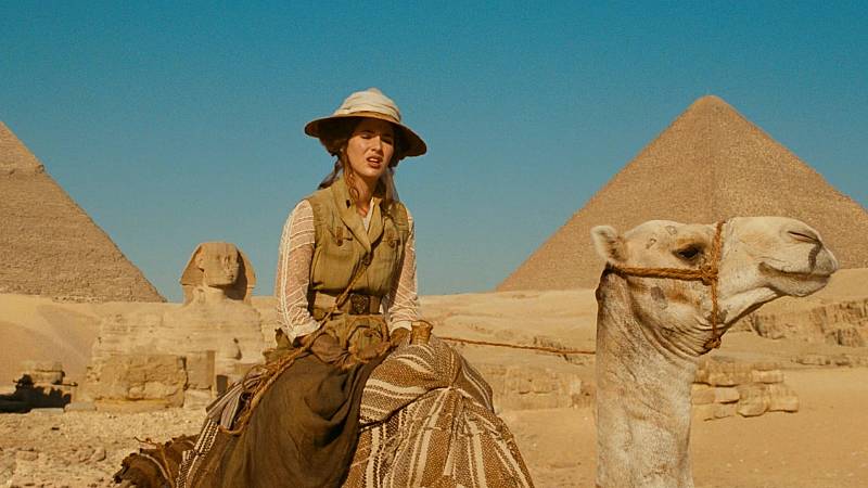 background Les aventures extraordinaires d'Adele Blanc-Sec