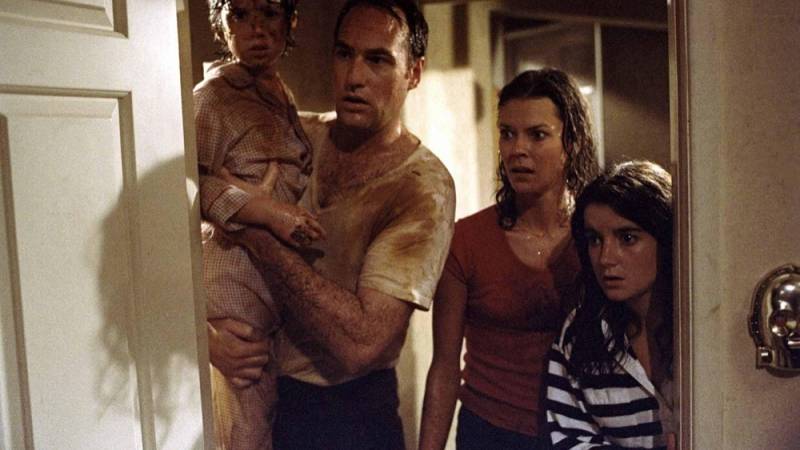 background Poltergeist