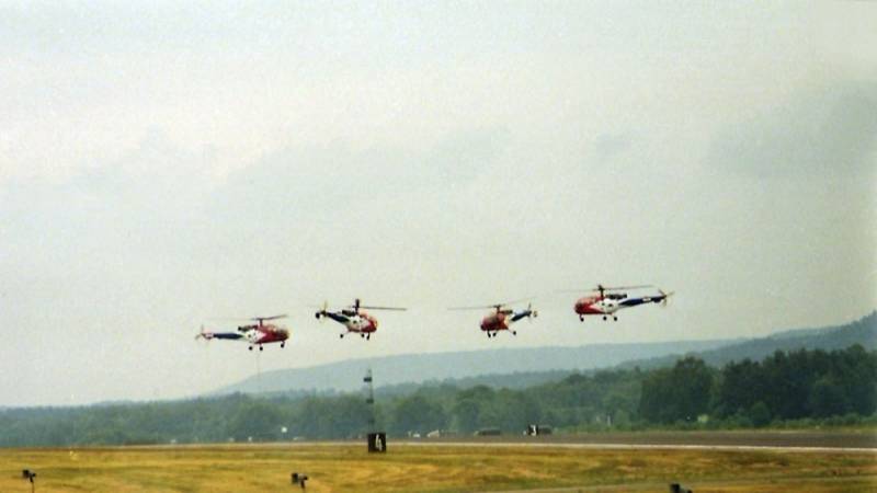 background Helicopter String Quartet