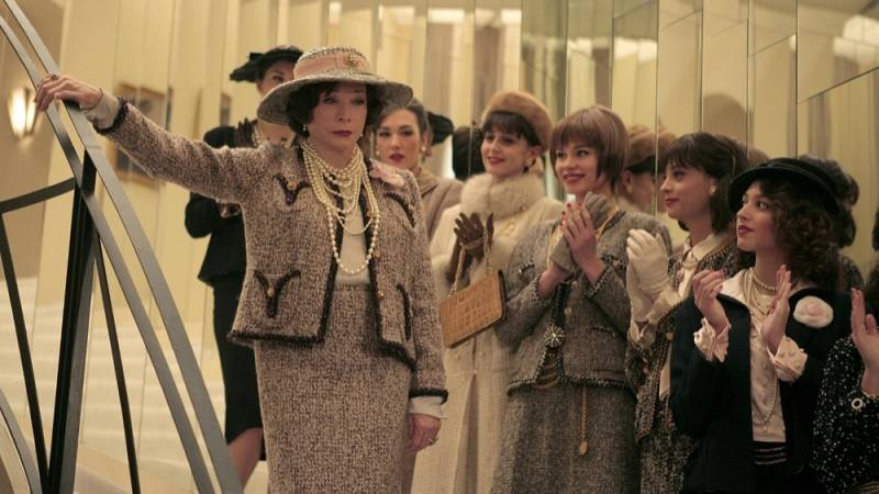 background Coco Chanel