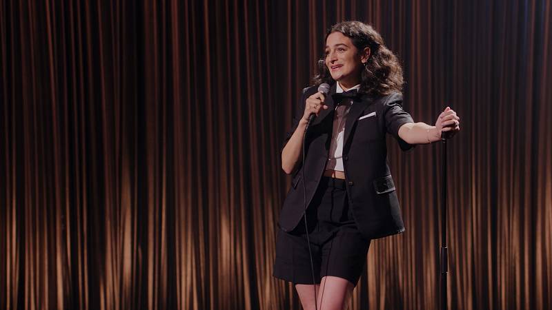 background Jenny Slate: Seasoned Professional