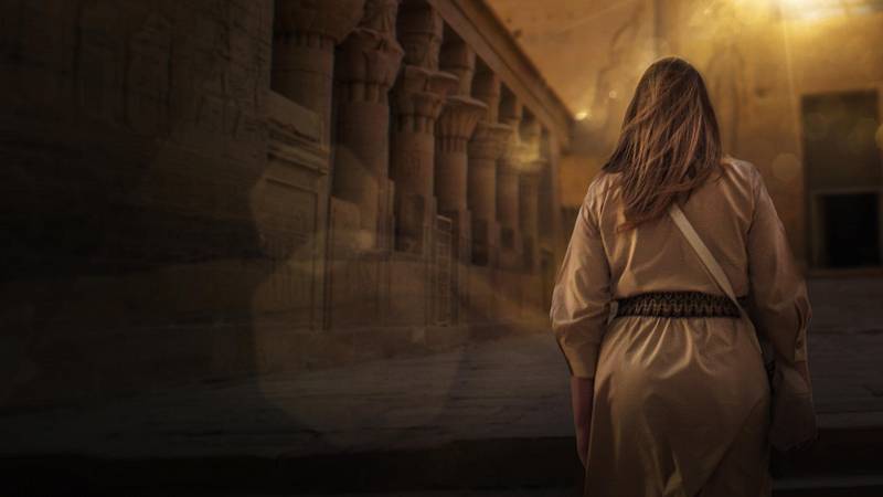 background Cleopatra's Final Secret