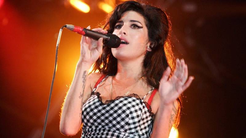 background Amy
