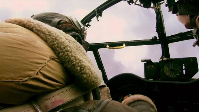 background The Lancaster at War