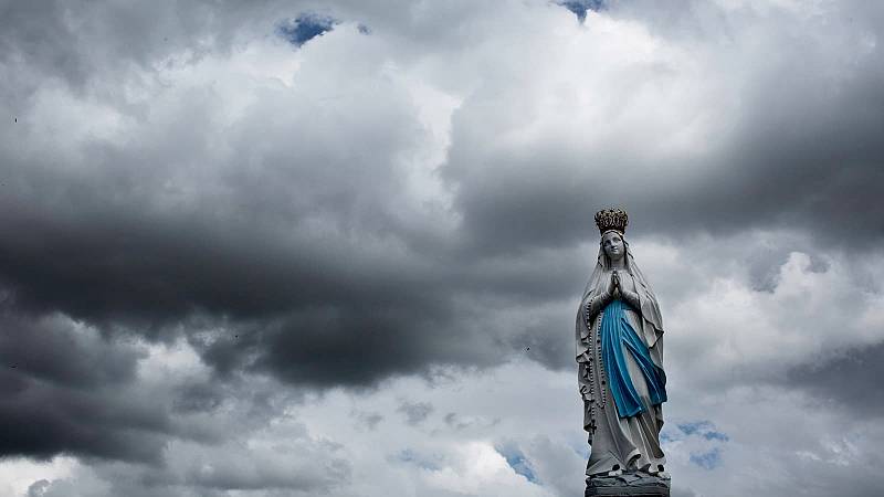 background Lourdes