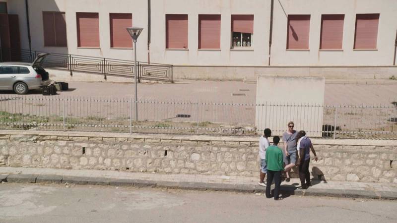 background Stranger in Paradise