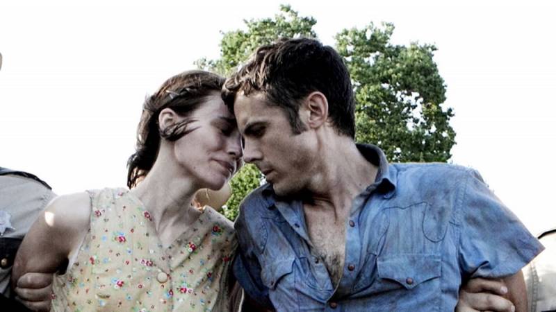 background Ain't Them Bodies Saints