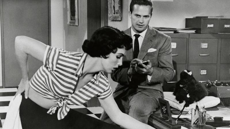 background Kiss Me Deadly