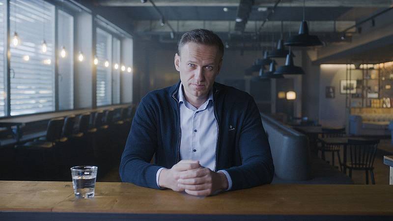 background Navalny