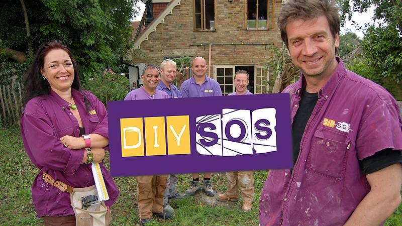 background DIY SOS