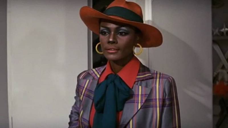 background Cleopatra Jones and the Casino of Gold