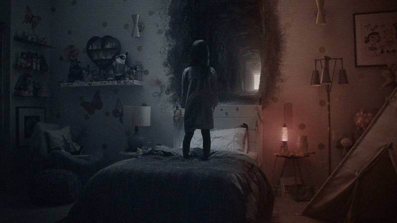 background Paranormal Activity: The Ghost Dimension
