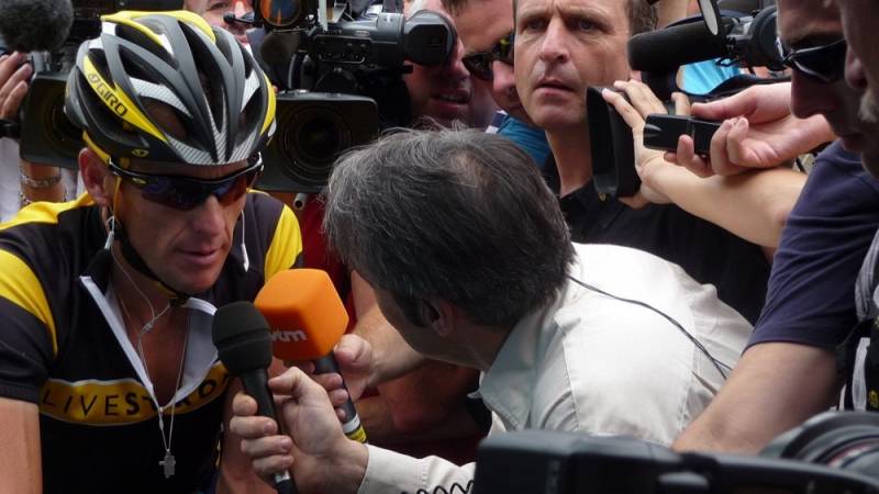background The Armstrong Lie