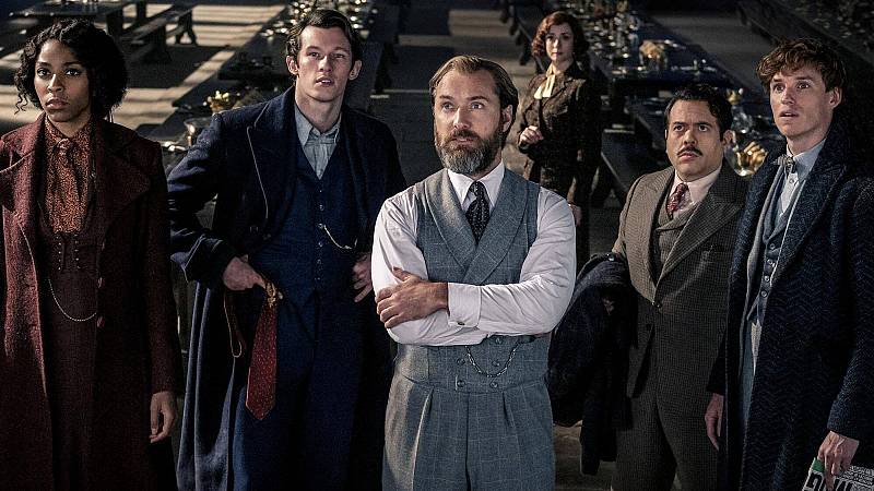 background Fantastic Beasts: The Secrets of Dumbledore