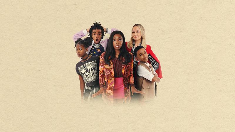background Don't Tell Mom the Babysitter's Dead
