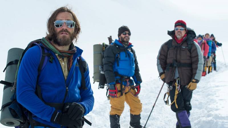 background Everest