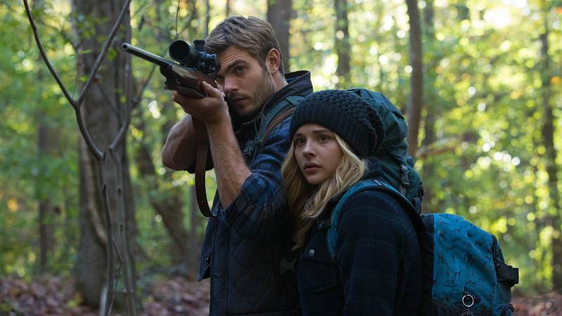 background The 5th Wave