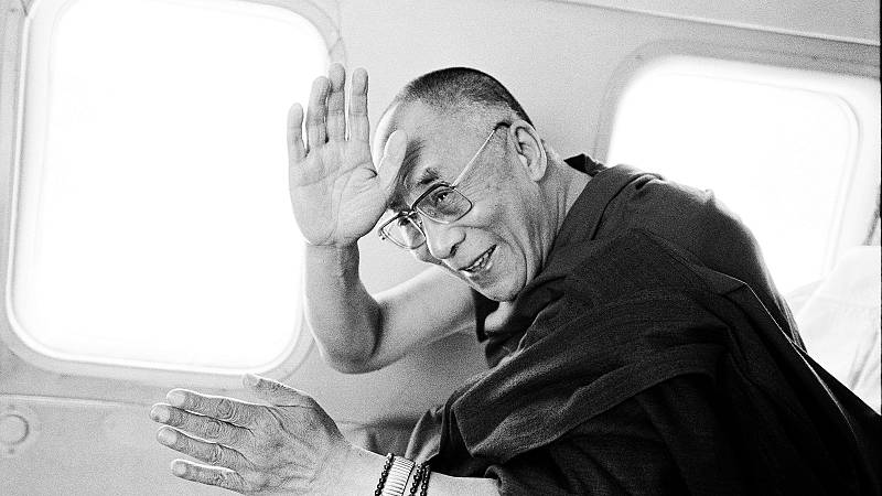 background Wisdom of Happiness