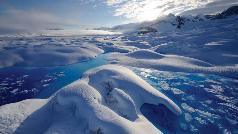 background Chasing Ice