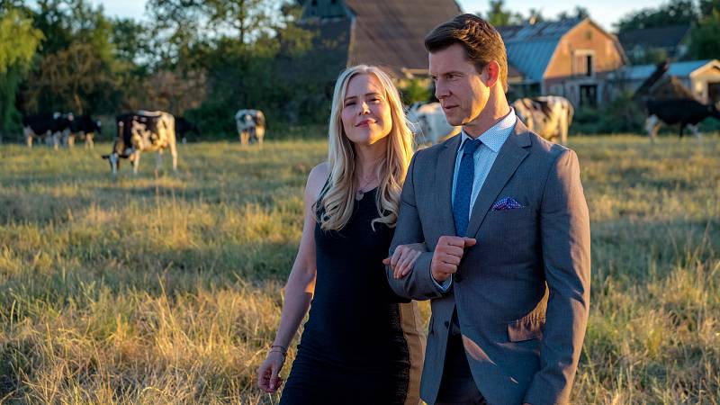 background Signed, Sealed, Delivered: Home Again